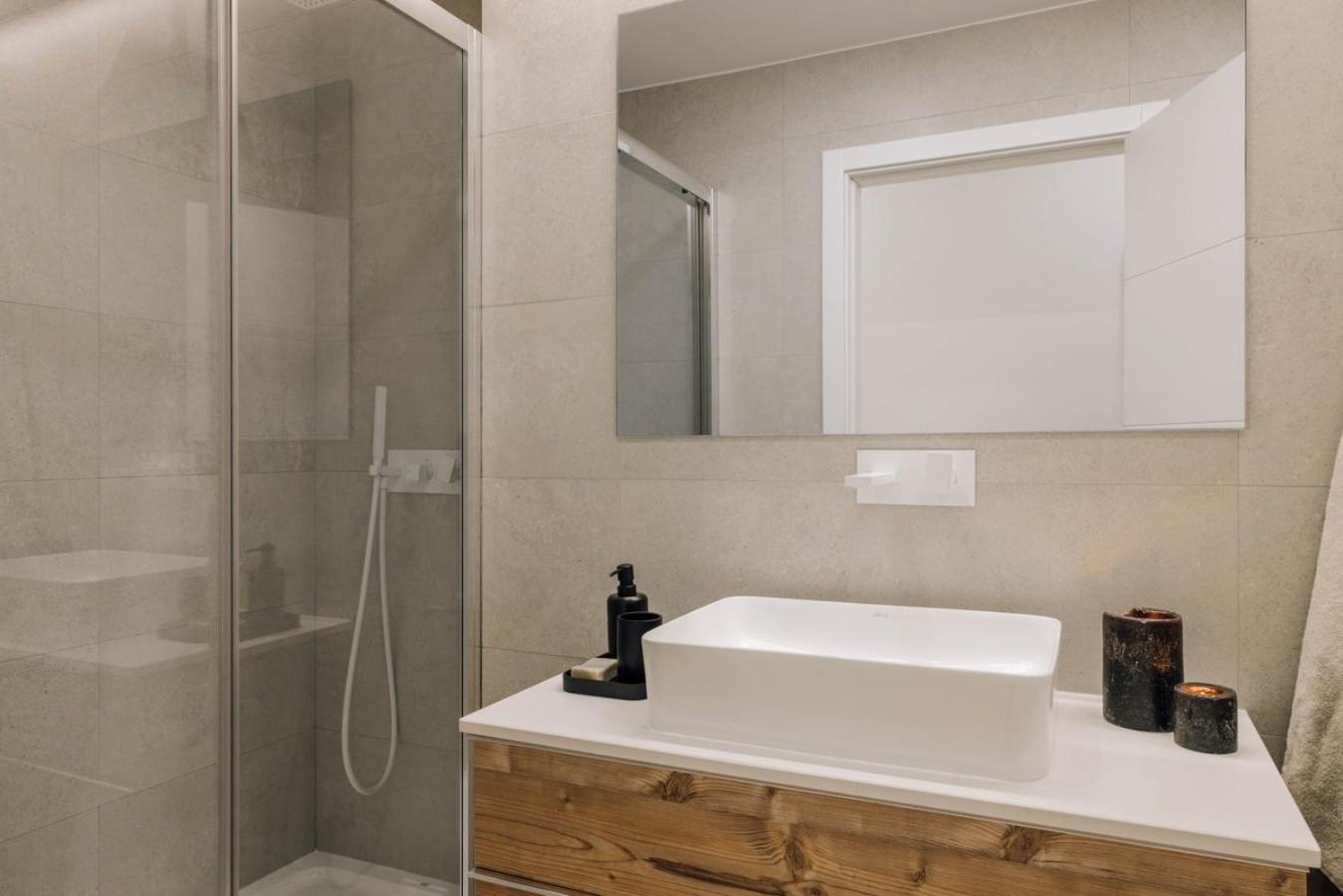 Tassil - 2 Bedrooms In Santos * Lissabon